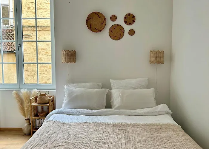 Le Brou, De Caractere Du Centre Historique De Daire Sarlat-la-Canéda